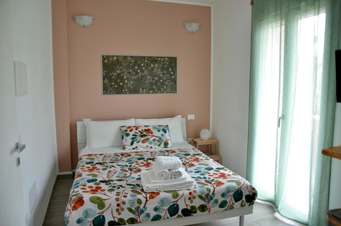 Stasonis Hotel Quartu Sant'Elena Eksteriør billede